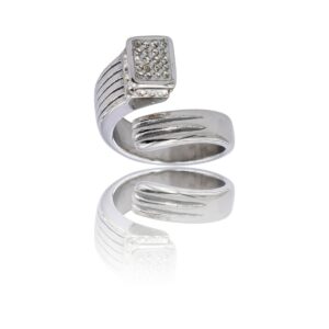 Bague Tendance pour Femme Métal Ornée avec Zirconium