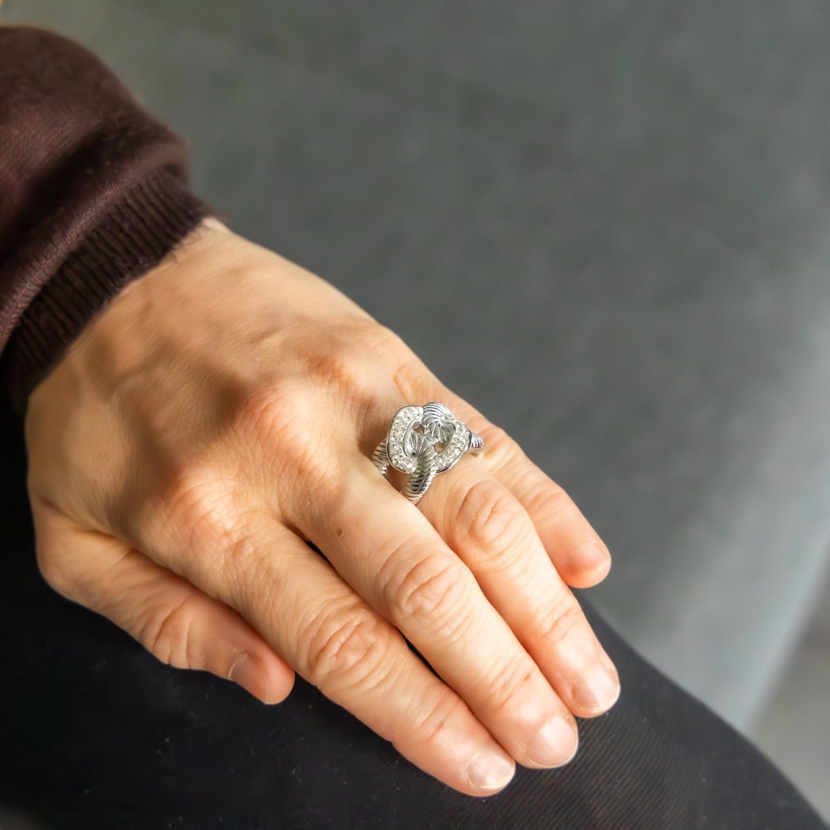 Jolie Bague Femme en Métal Ornée avec Zirconium
